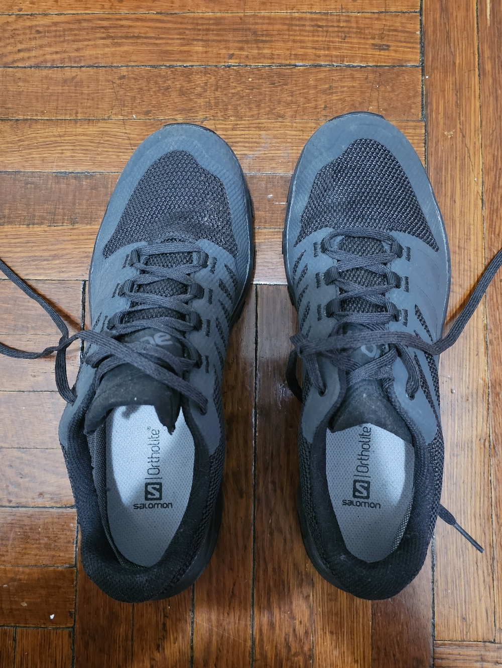 Salomon Men's Black Athletic Trail Sneakers